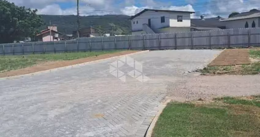 Terreno de 414,09m² no bairro ambrósio, em garopaba