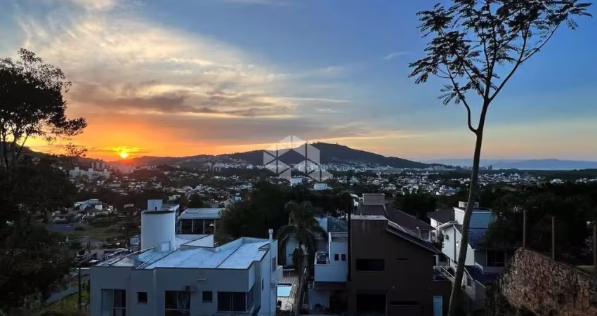 Terreno amplo 1.497,35 m² no córrego grande florianópolis