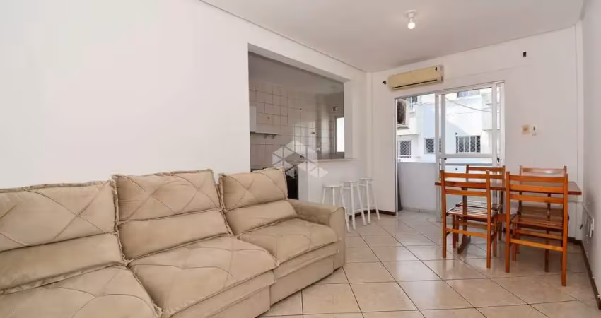 Apartamento duplex  mobiliado com 3 quartos sendo 1 suíte e 2 vagas de garagem na trindade florianópolis