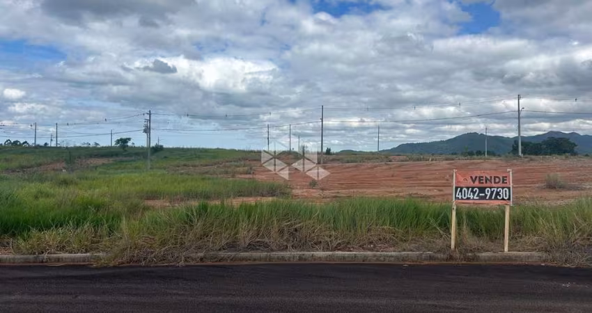 TERRENO PLANO DE 360M² EM AREIAS DE BAIXO PRONTO PARA CONSTRUIR