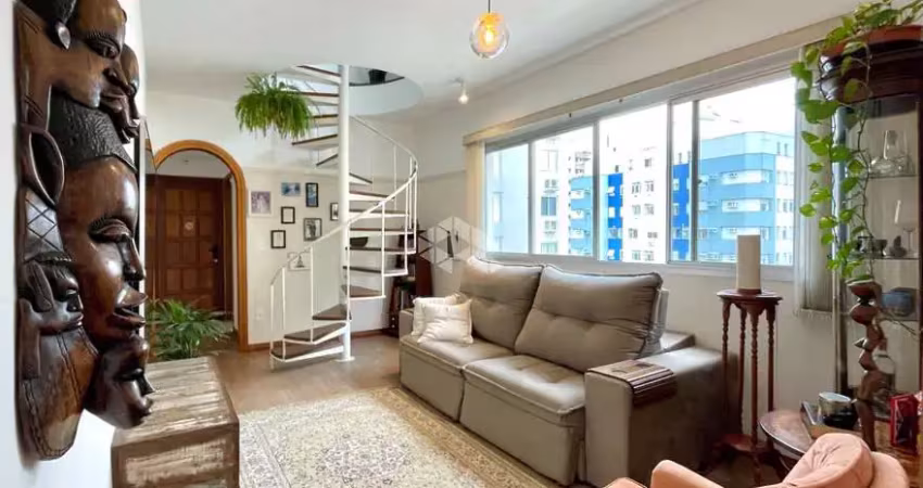 APARTAMENTO SEMIMOBILIADO COM 2 QUARTOS 1 VAGA DE GARAGEM E VISTA PANORÂMICA NO CENTRO DE FLORIANÓPOLIS