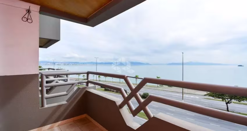 Apartamento com vista para o mar e estrutura completa na agronômica em florianópolis