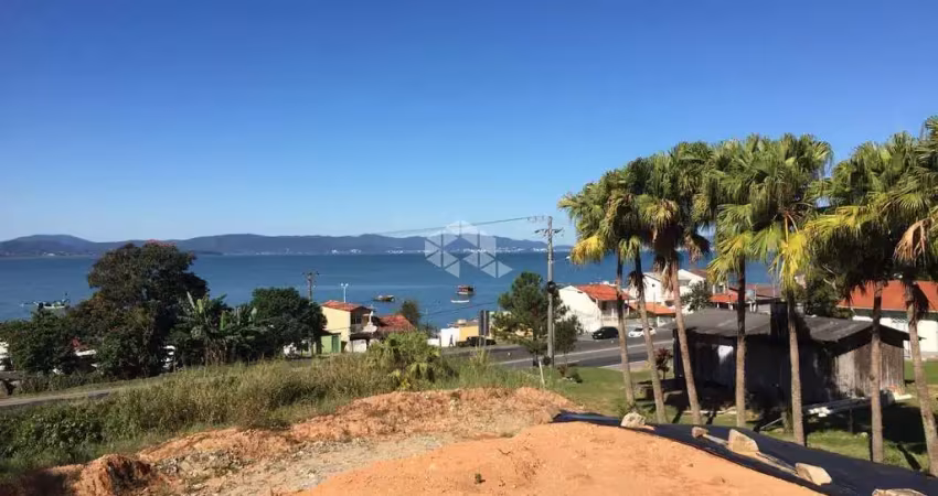 Terreno amplo com 10170 m² em localização estratégica próximo à br 101 em biguaçu