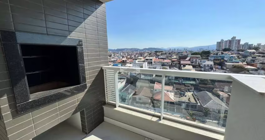 Apartamento 2 quartos sendo 1 suíte com sacada e vista para o mar no canto florianópolis