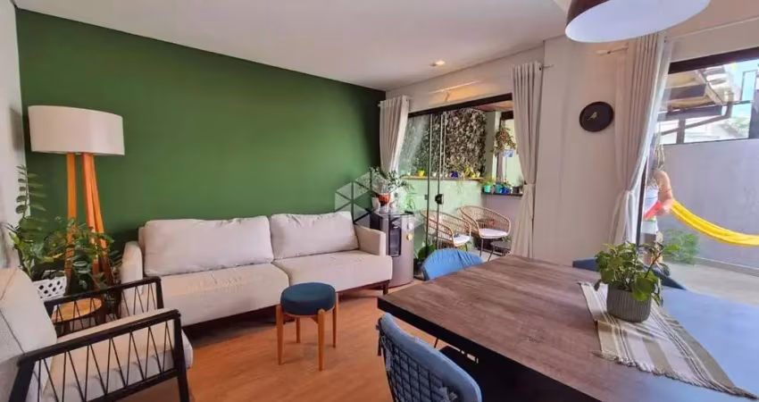 Casa com piscina e churrasqueira 3 quartos sendo 1 suíte no saco dos limões florianópolis