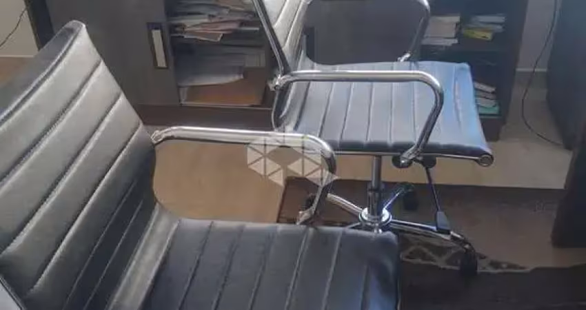 Sala comercial no centro de florianópolis com ar condicionado e banheiro privativo