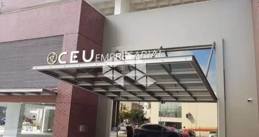 Sala comercial 100 m² de área total e vista privilegiada no estreito florianópolis