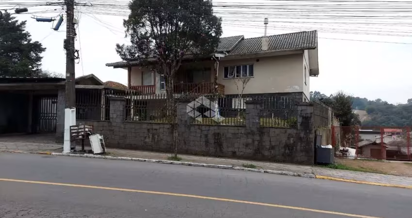 Casa com 5 quartos à venda na Rua Buarque De Macedo, 4646, Brasilia, Garibaldi