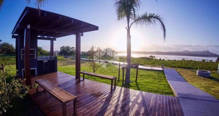 Terrenos no Condomínio Aqualina Lake Club