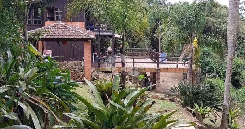 Casa com 2 quartos à venda na Caminho do Alto Morro, 99, Praia do Rosa, Imbituba