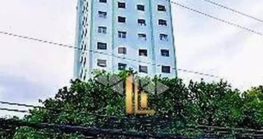 Apartamento, muito bem localizado.