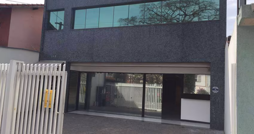 Prédio comercial com dois pavimentos Área útil: 430,00