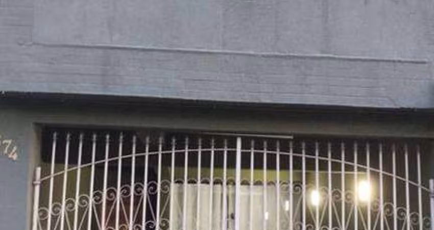Sobrado; 2 Dormitórios; 2 Banheiros; 1 Vaga de garagem; 250,00m²