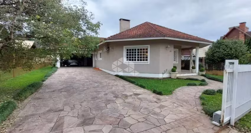 Casa 4 dormitórios, 238m² privativos, 2 vagas, no jardim bela vista