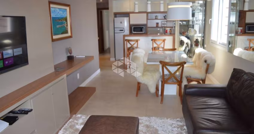Apartamento de 2 dormitórios, sendo 1 suíte, mobiliado com requinte