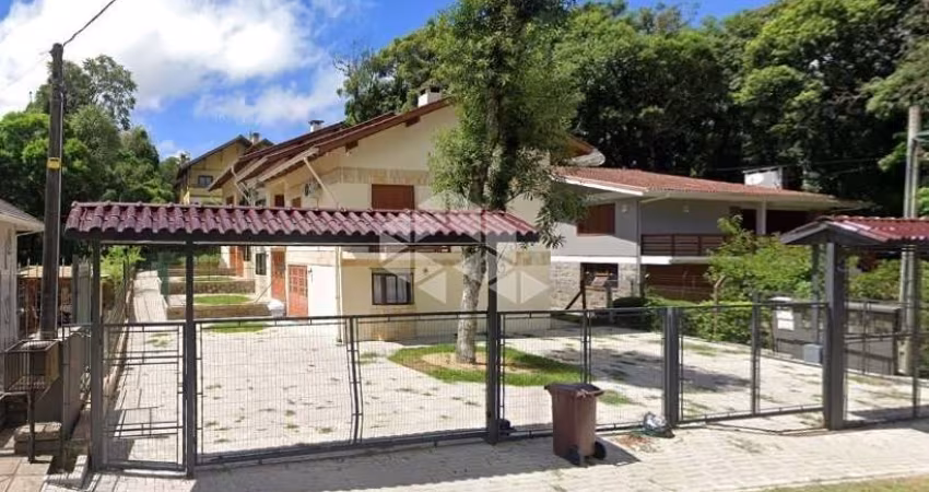 Casa 3 dormitórios no Bairro Ipê Amarelo, em Gramado