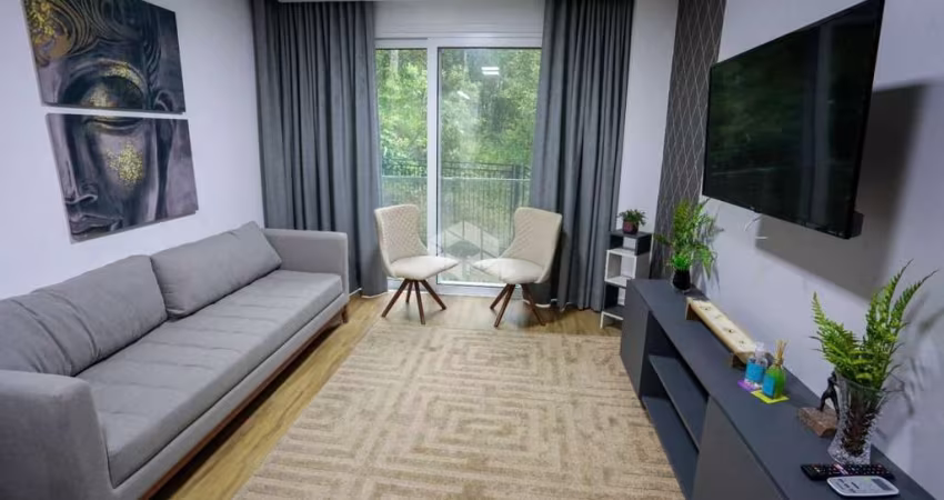 Apartamento 02 dormitórios mobiliado, 72m², próximo ao Pórtico de entrada