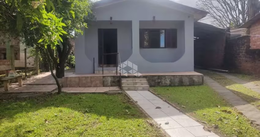 Casa 02 Dormitórios em Localização Privilegiada
