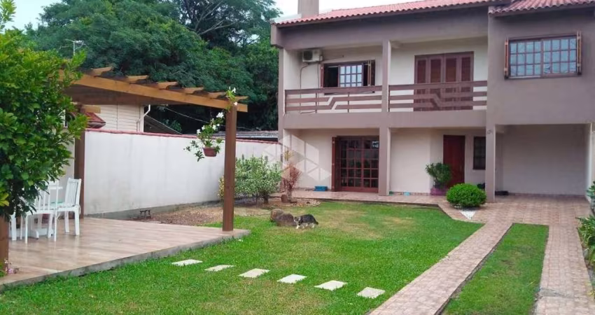 Casa com 2 Dormitórios em Guaíba
