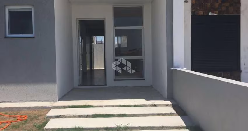 Casa a venda com 01 suíte mais 02 dormitórios,  sala cozinha, área de serviço, pátio nos fundos