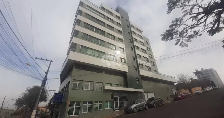 Apartamento à venda com 3 dormitórios, suíte, 2 vagas garagem, vista panorâmica, no Centro de Guaíba