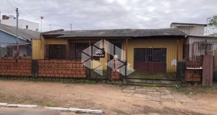 Casa à venda com 3 dormitórios, 1 vaga garagem no Parque 35 em Guaíba