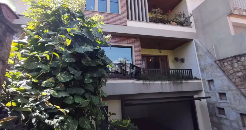 Casa com 4 quartos à venda na Rua Síria, 360, Parque São Jorge, São Paulo