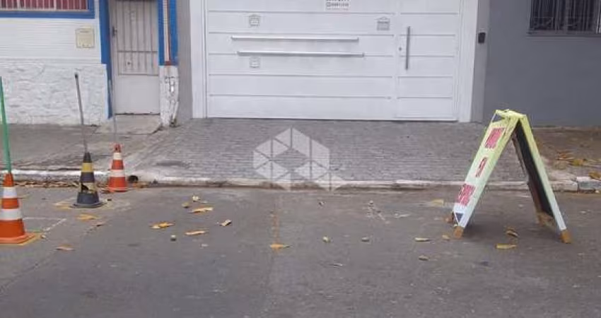 Sobrado Novo de Alto Padrão com 3 Suítes - Próximo ao Metrô Carrão