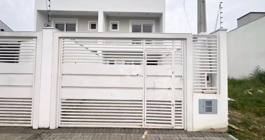Sobrado a venda no Bairro Igara com 3 dorm sendo 1 suíte