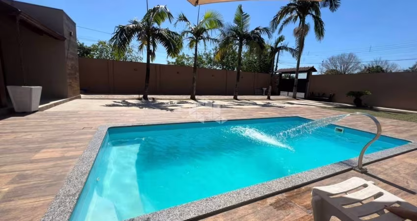 Casa com 3 dormitórios e piscina em Esteio