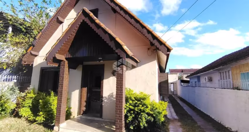 Casa com 3 dormitorios com terreno de 517m2 no bairro Nossa Senhora das Graças.