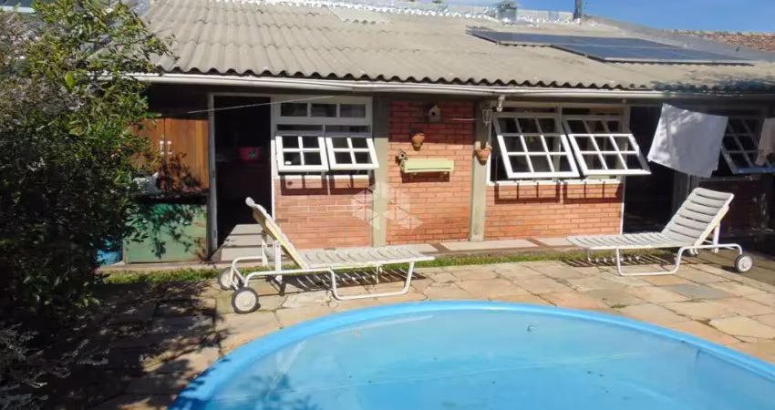 Casa com terreno de 359,55 com piscina em ipanema próximo orla do guaíba
