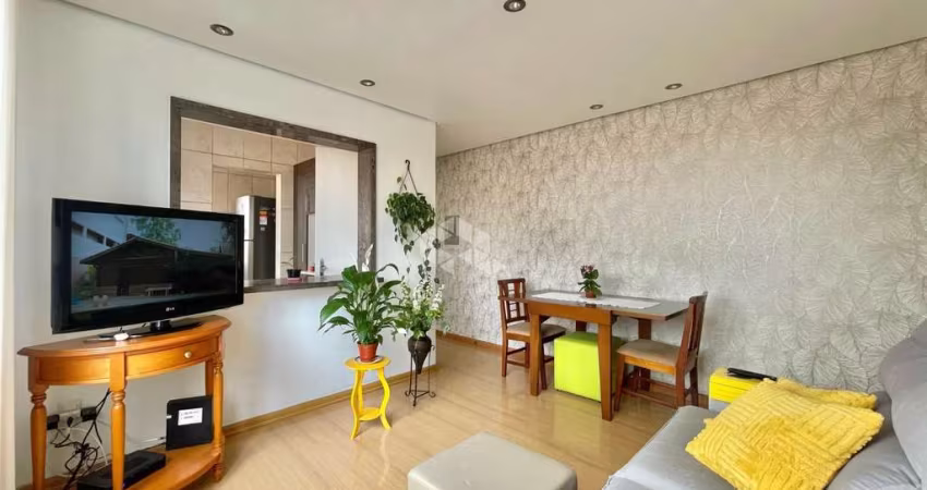 Apartamento de 2 dormitórios com elevador e garagem no Menino Deus próximo do Shopping Praia de Belas e Orla do Guaíba