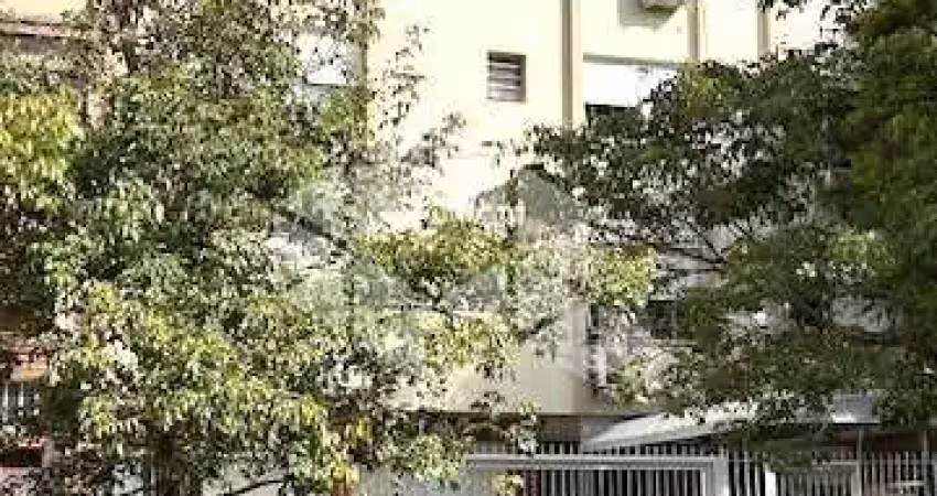 Apartamento de 1 quarto térreo e com 2 pátios no menino deus ao lado do supermercado nacional