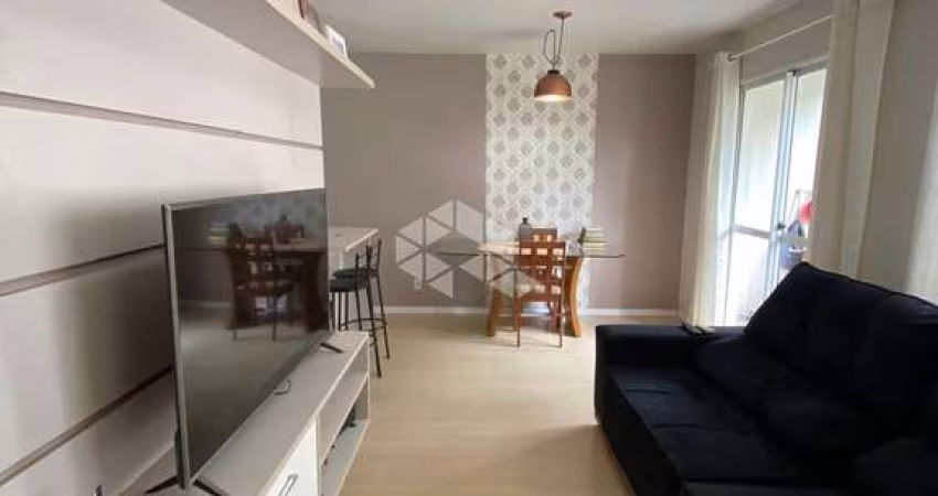 Apartamento térreo a venda,  3 dormitórios, suíte, pátio, 1 vaga, condomínio com infra, no Rossi Verdi Humaitá
