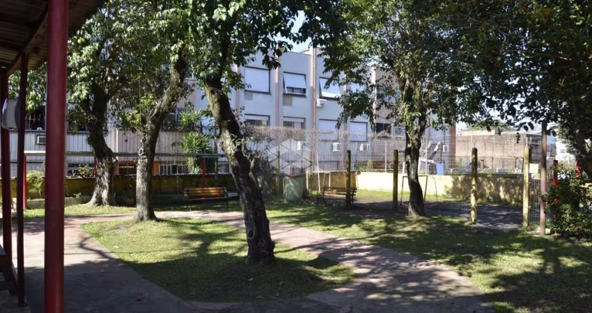 Apartamento térreo à venda, locado (com renda),  2 quartos, próximo ao Iguatemi, Vila Jardim.