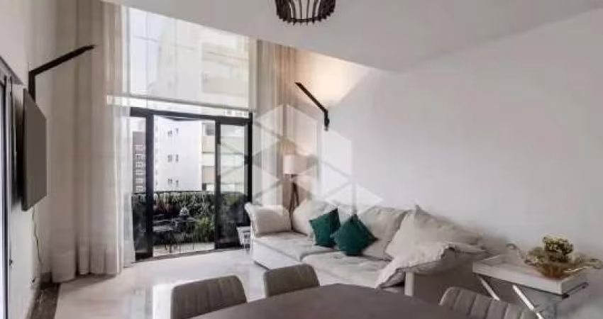 Apartamento duplex em Itaim de 75m² com suíte e vaga de garagem rotativa