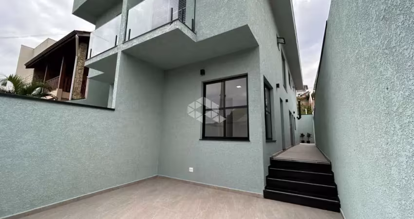 Casa à venda no Jardim Maristela, em Atibaia!