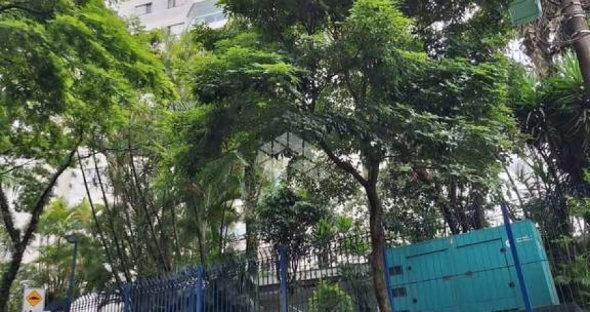 Apartamento á venda na Saúde, próximo a estação São Judas, com 3 Dorms,2 banheiros e 1 vaga de carro