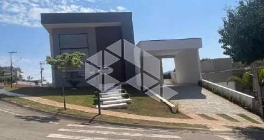 Casa em condomínio fechado com 4 quartos à venda na Figueira Garden, 100, Condomínio Residencial Reserva Ecológica Atibaia, Atibaia