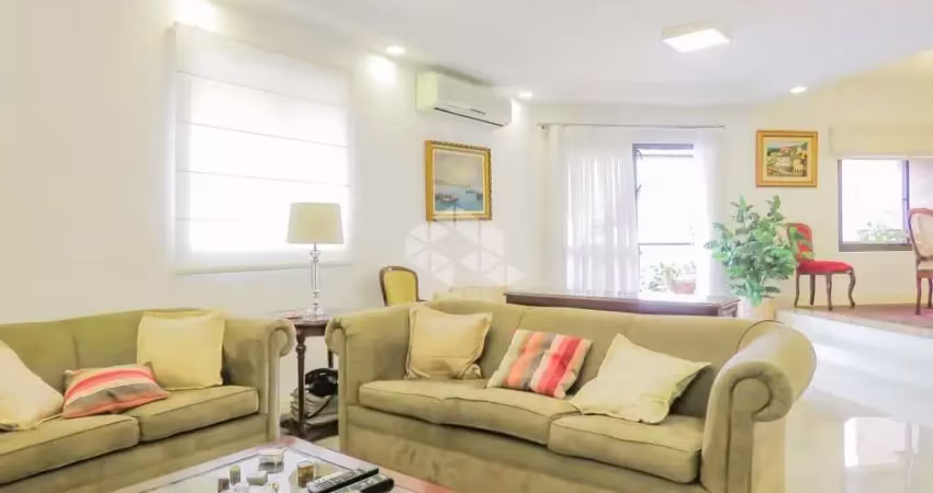 Apartamento em itaim de 218m² com 4 suítes e 3 vagas