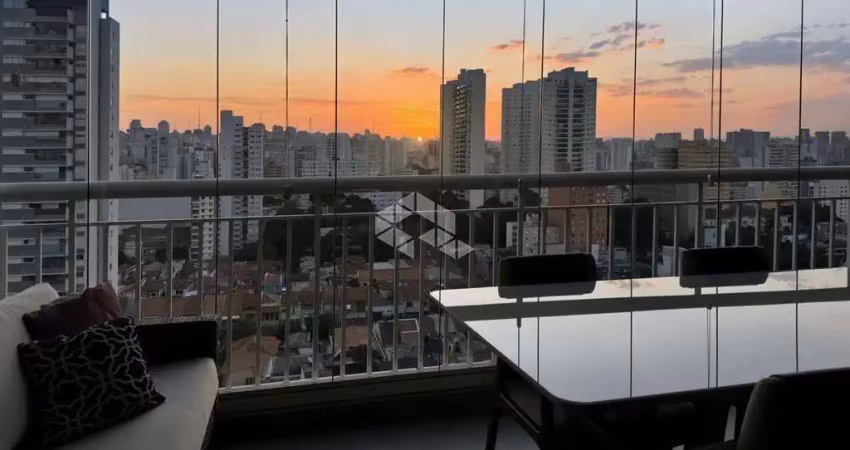 Apartamento á venda com 105m² com duas suítes no cambuci