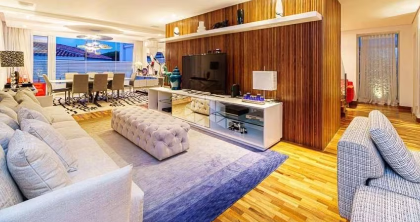 Lindo imóvel de alto padrão, excelente localização, 500m², 3 suítes, para vender por R$ 6.350.000,00!