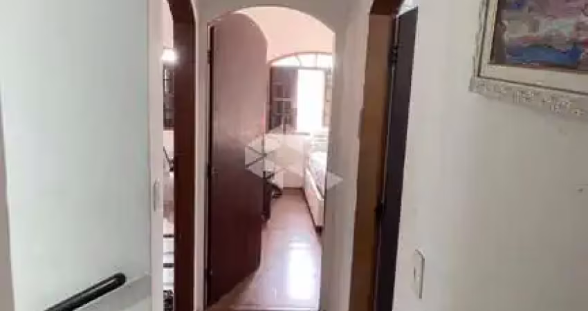 Casa com 4 quartos à venda na Rua Ribeirão Pires, 29, Jardim Santa Clara, Guarulhos