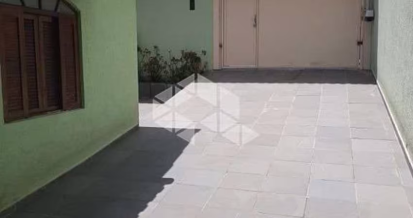 Casa com 3 quartos à venda na Rua Antônio Tava, 214, Vila Nova Bonsucesso, Guarulhos