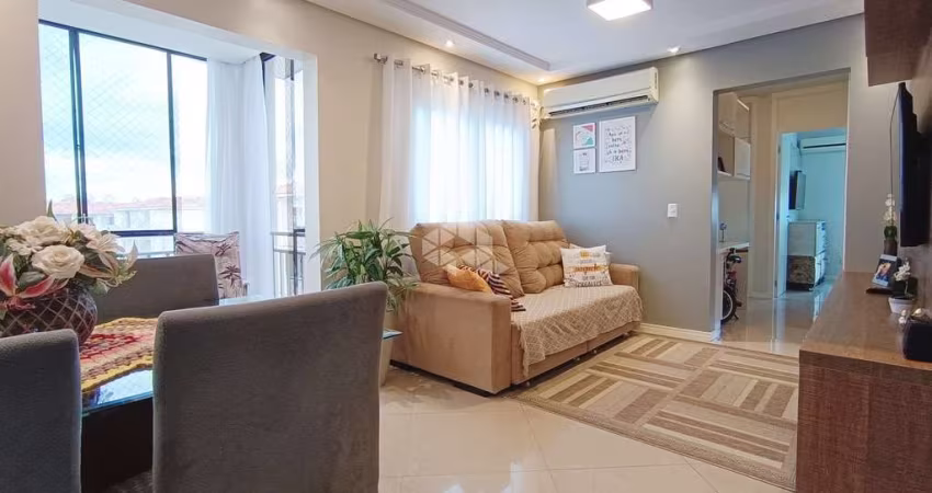 Apartamento de 3 dormitórios, 1 suíte com 2 Vagas de Garagem no Bairro Humaita, em Porto Alegre