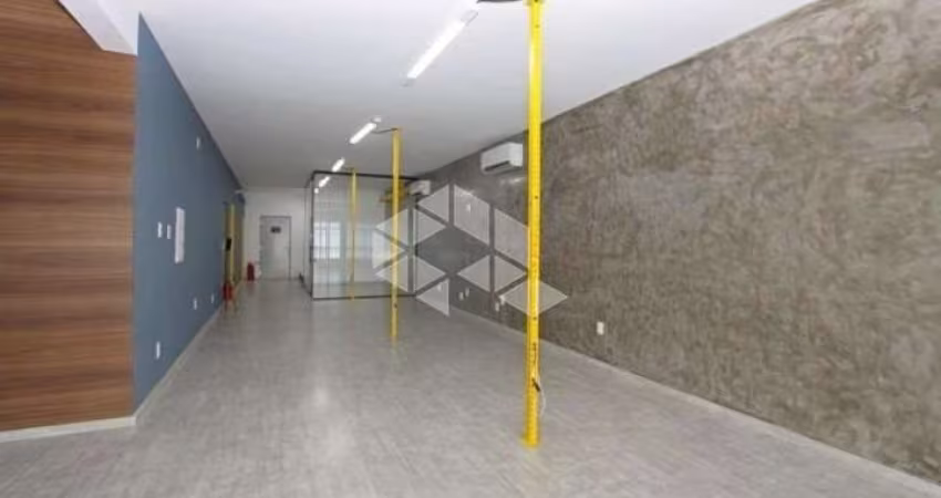 Prédio Comercial com 4 vagas de Garagem no Bairro São Geraldo, em Porto Alegre