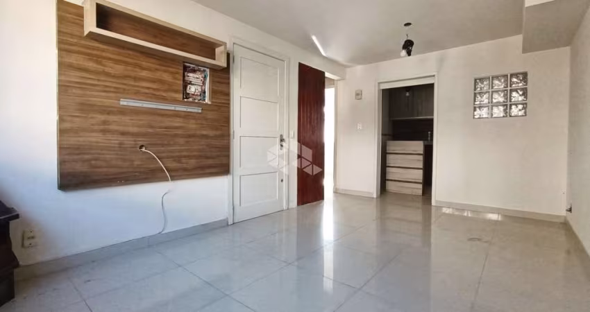CASA CONDOMÍNIO FECHADO HUMAITÁ, 4 DORMITÓRIOS E 2 VAGAS, SENDO 1 COBERTA