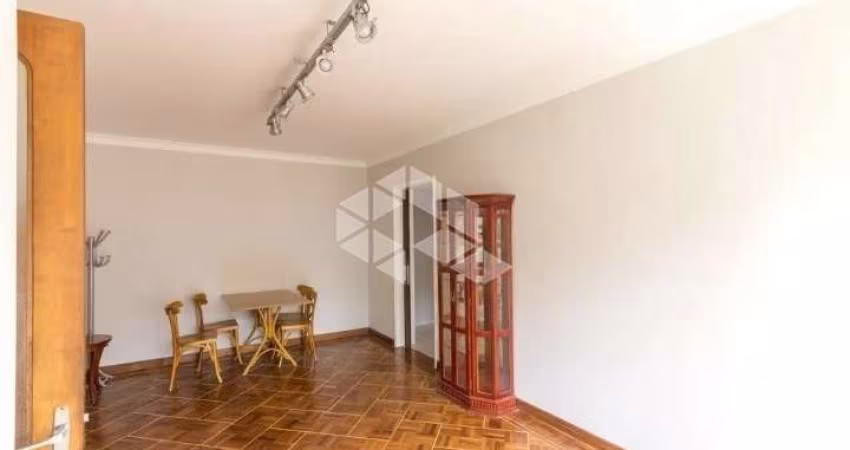 Apartamento de 2 Dormitórios no Bairro Auxiliadora em Porto Alegre