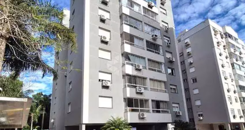 Apartamento 2 dormitórios andar alto, elevador, vista livre, vaga coberta, no bairro cristal